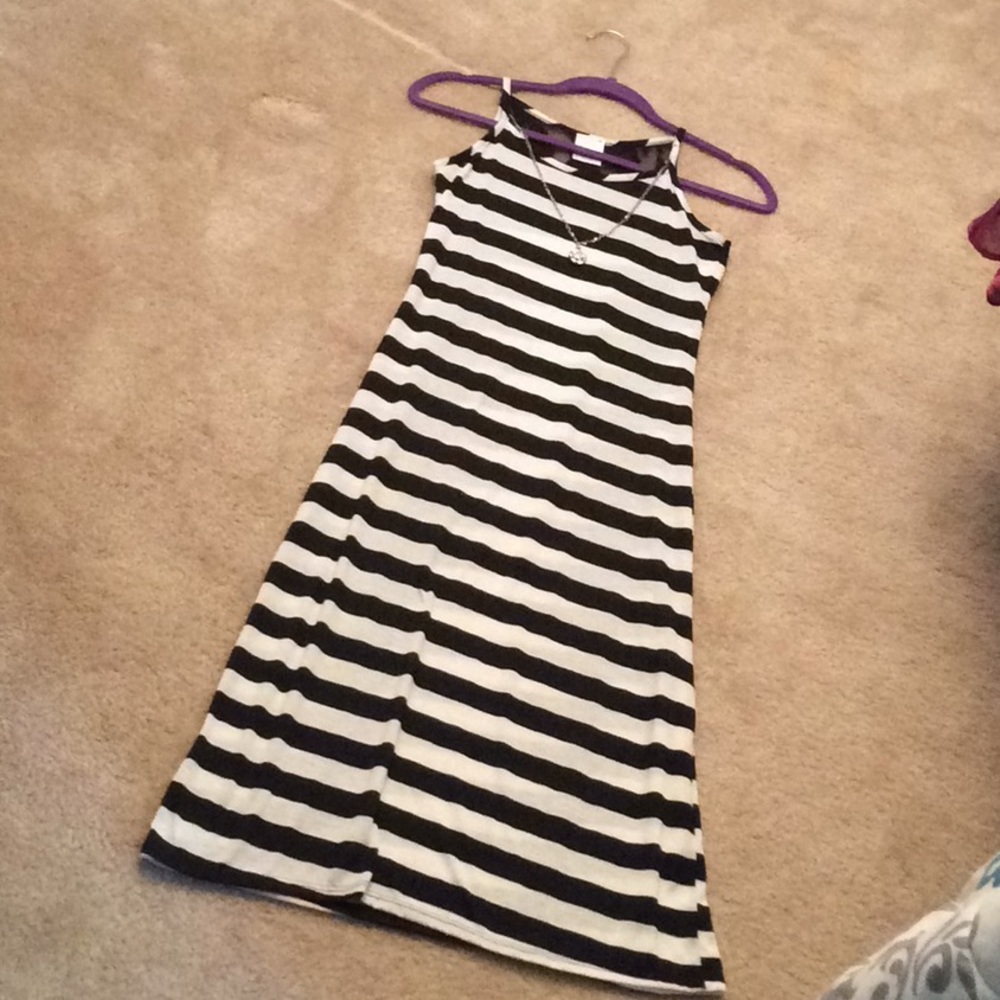 Pony Tails long maxi dress 👗